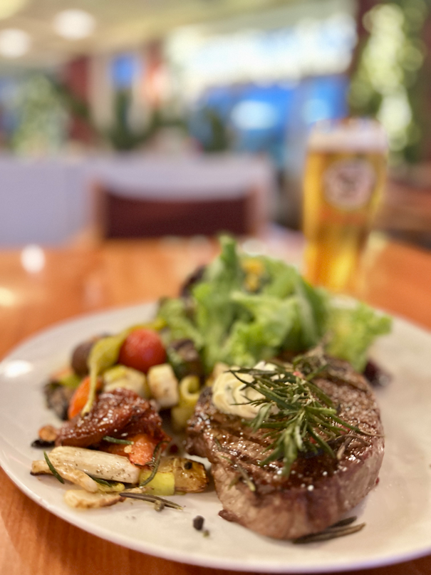 Steak mit Gemüse